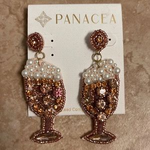 🥂 Champagne Earrings! NWT